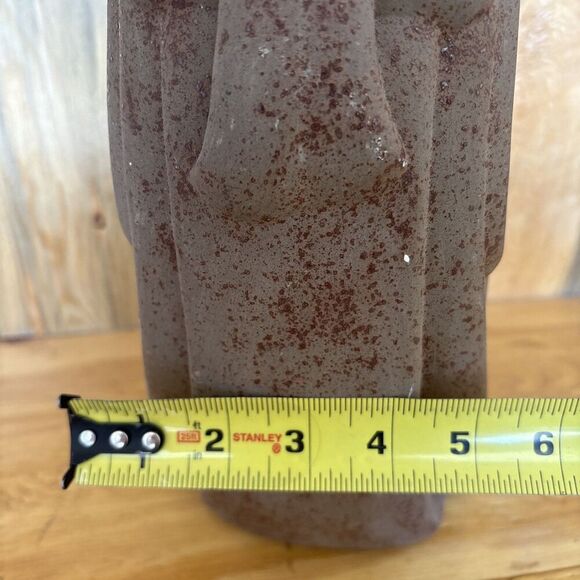 “Woman of the Wind" or "Moderne Frauenbüste Mit Langem Haar Aus Steinguss” - Picture 9 of 14